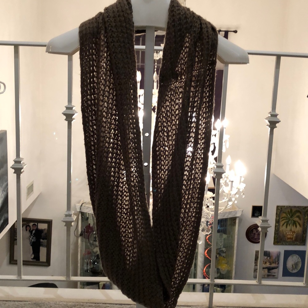 Beautiful Cotton On Infinity Scarf
